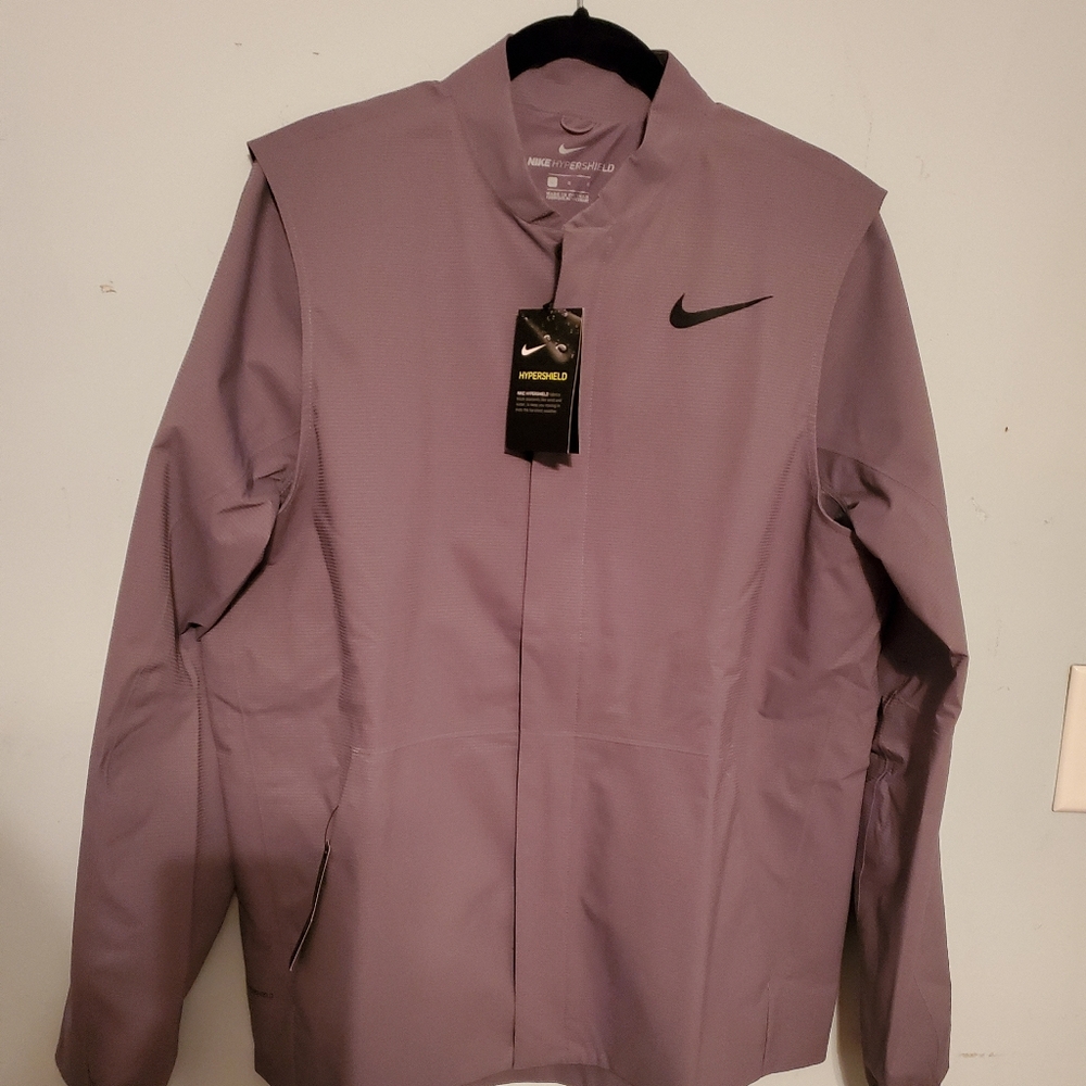 Nike Hypershield size large new with tags.